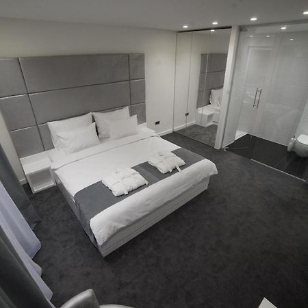 Hotel Forty Two Block A Zagreb Exterior foto